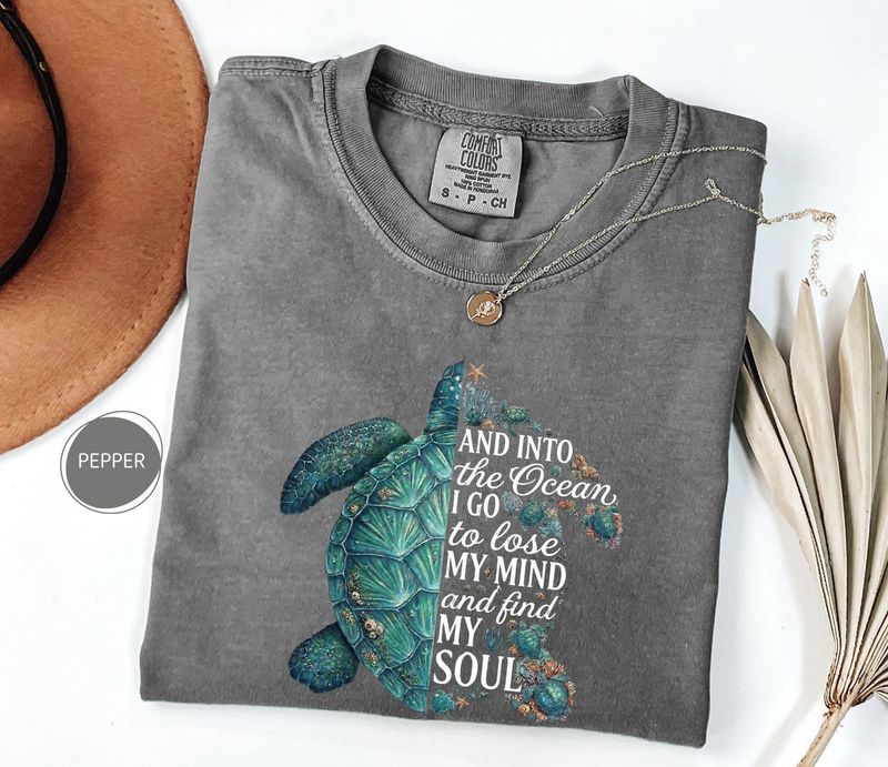 Comfort Colors Sea Turtle Shirt – image 4