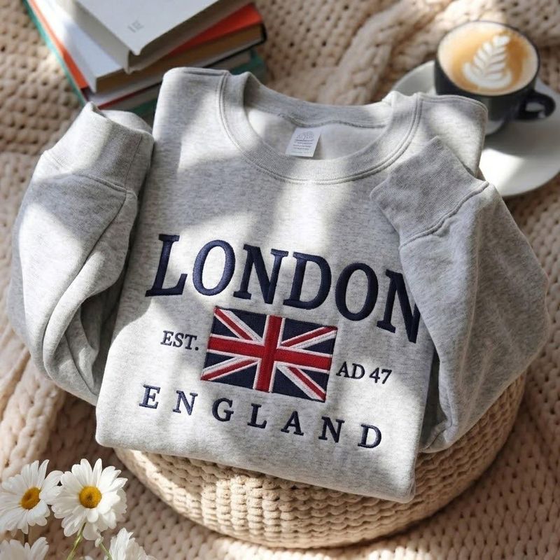 London England Embroidered Sweatshirt – image 10